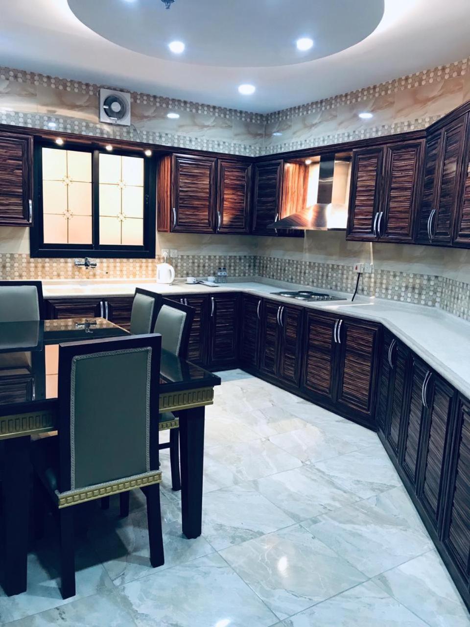Luxury Hotel Apartments Tebük Dış mekan fotoğraf